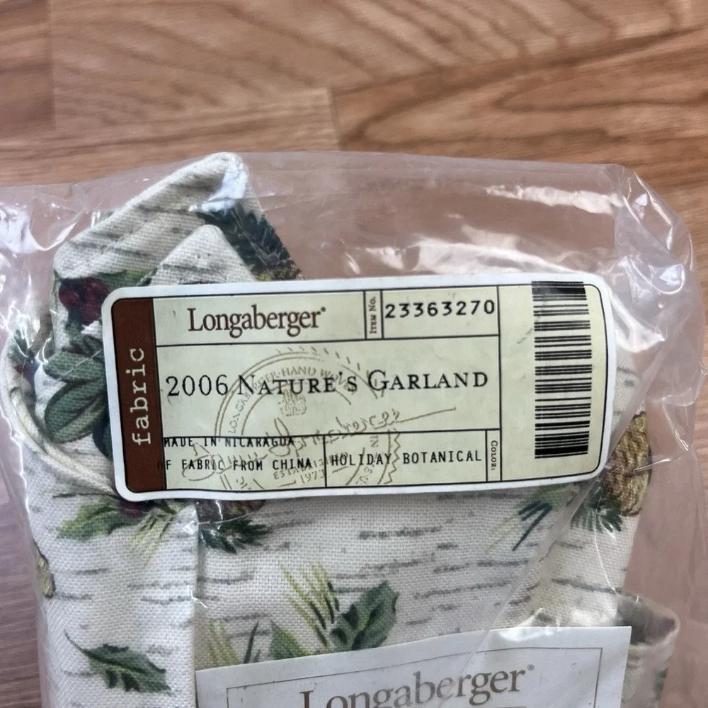 Longaberger Fabric Liner Holiday Botanical for 2006 Nature's Garland Basket‎ NEW